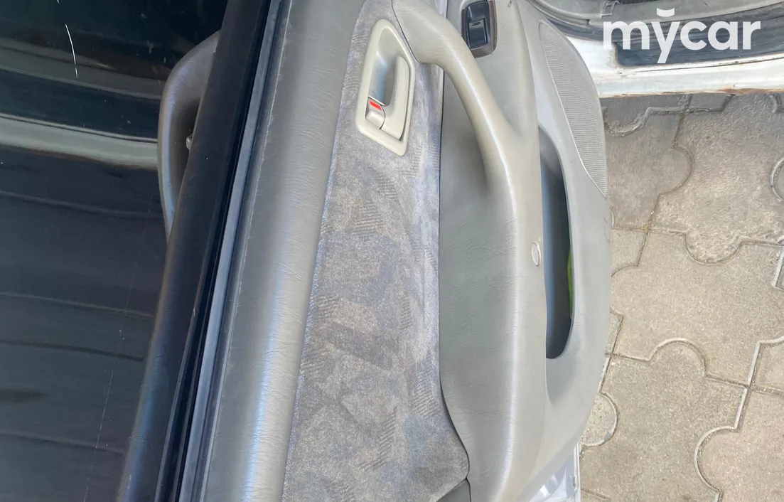 Toyota Gracia 1998