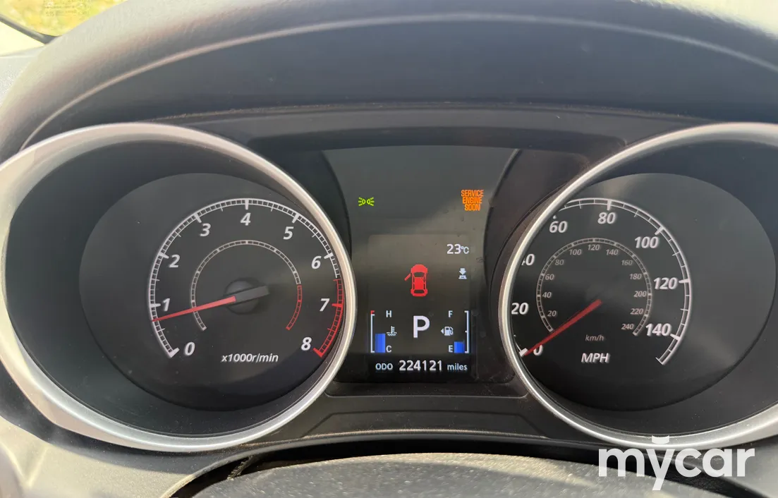 Mitsubishi Outlander 2011
