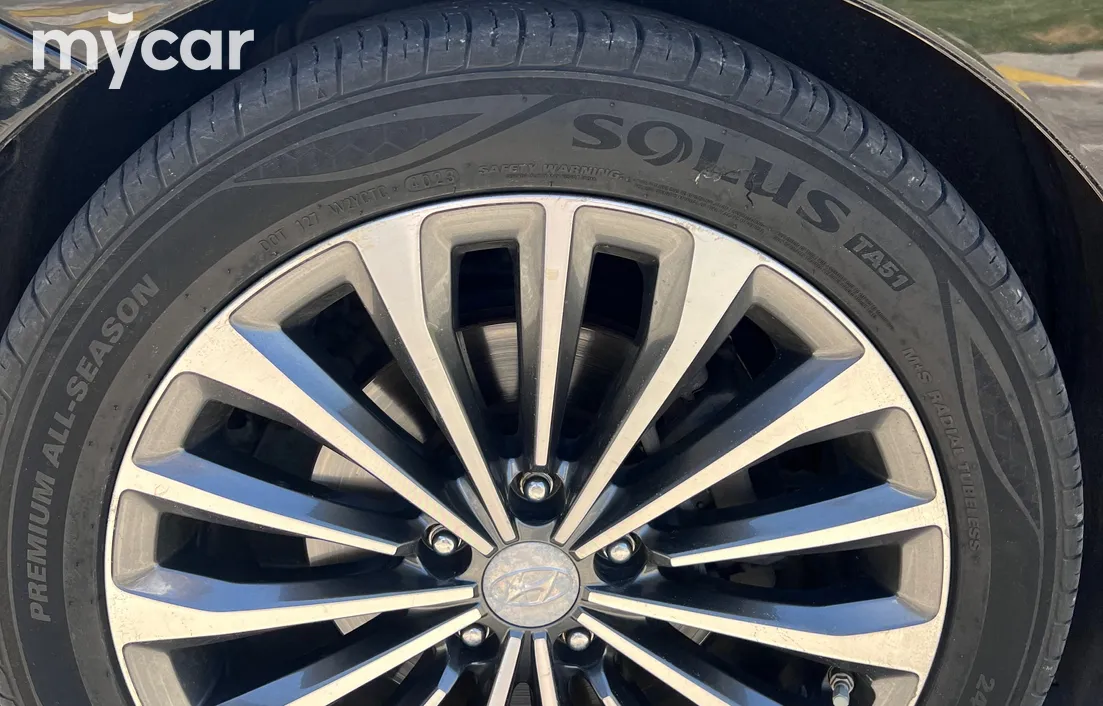 Hyundai Grandeur 2012