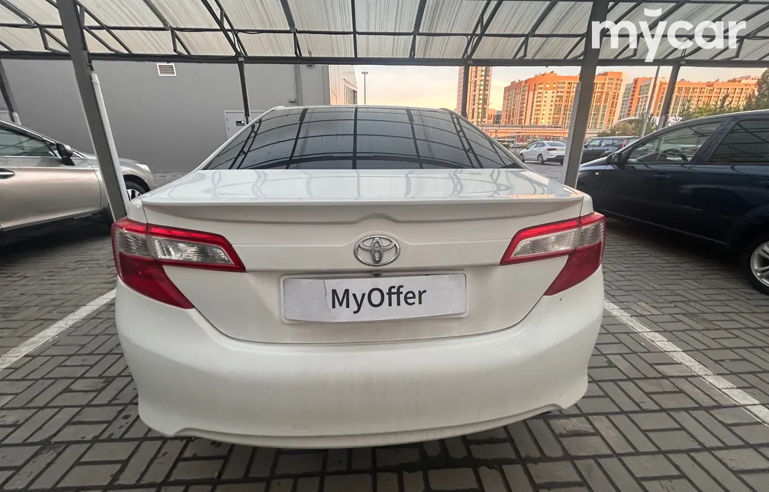 Toyota Camry 2012