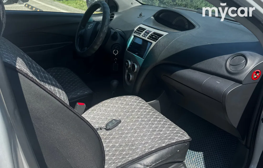 Toyota Yaris 2008