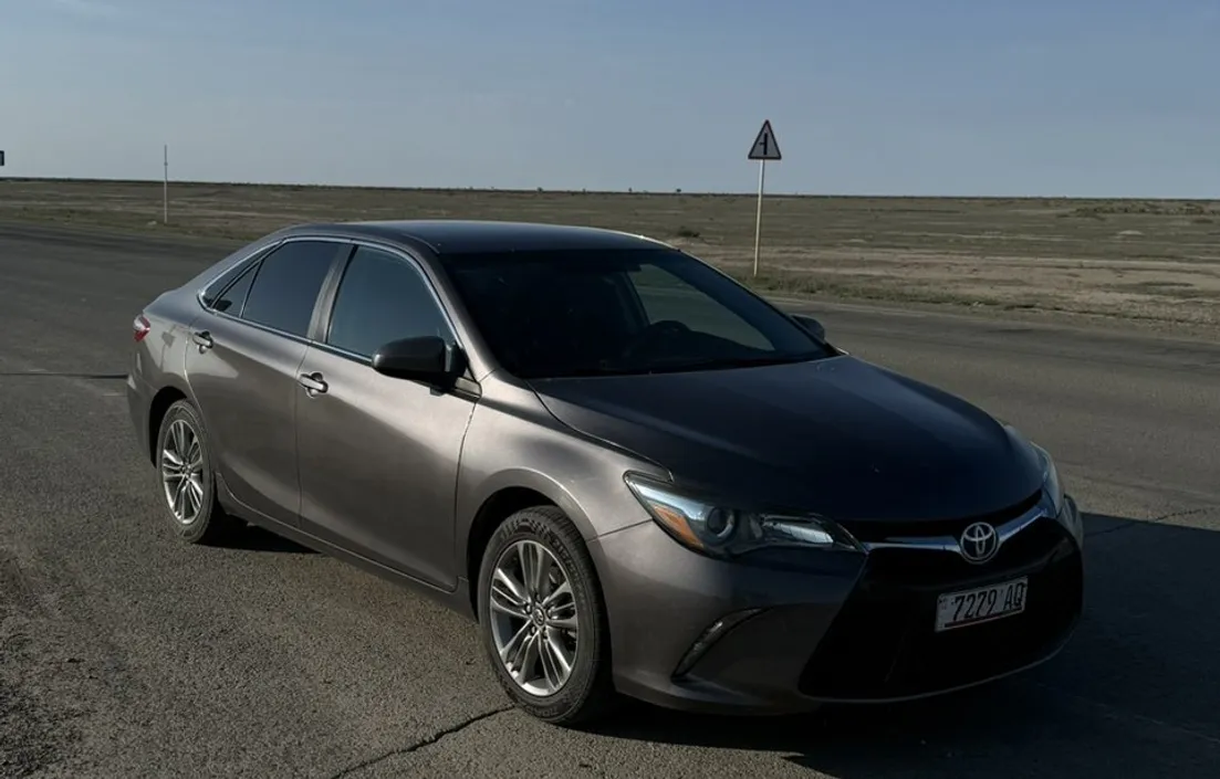 Toyota Camry 2016