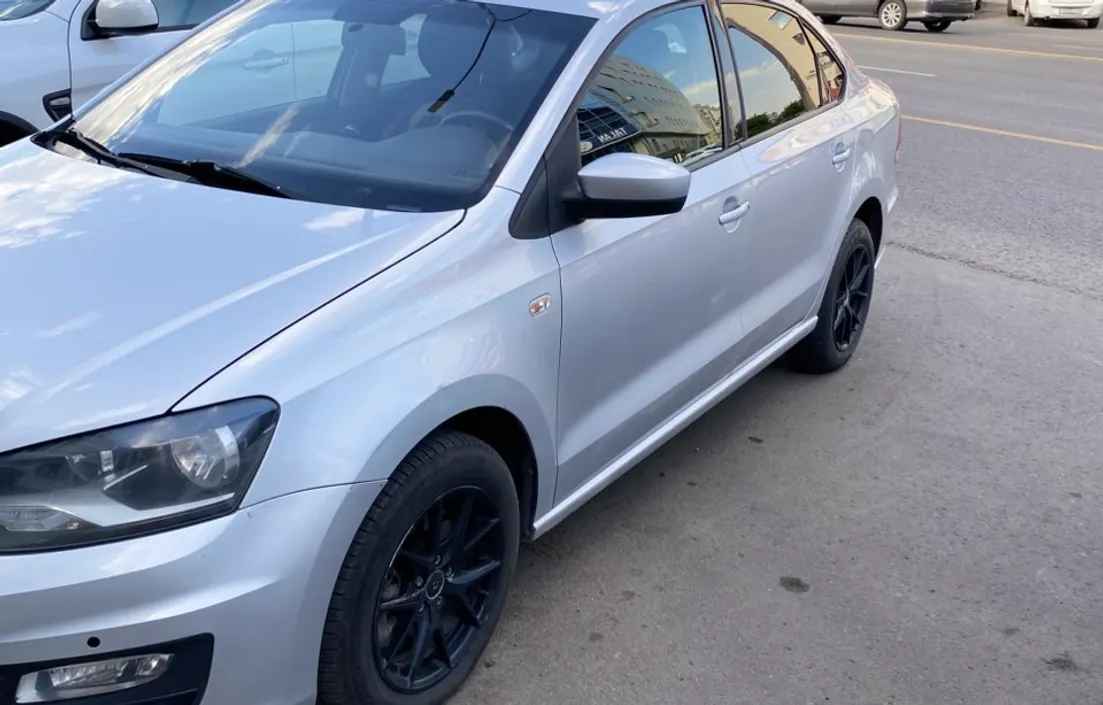 Volkswagen Polo 2016