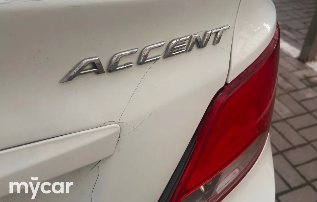 Hyundai Accent 2015