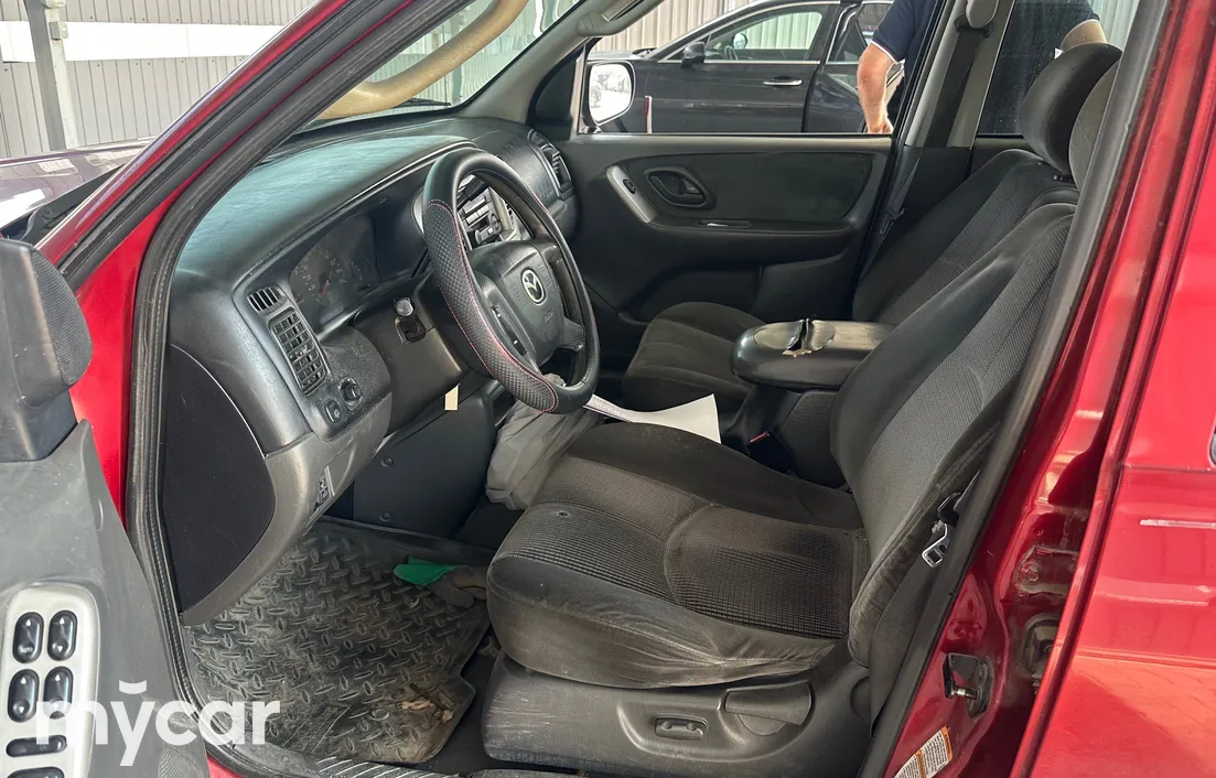 Mazda Tribute 2003