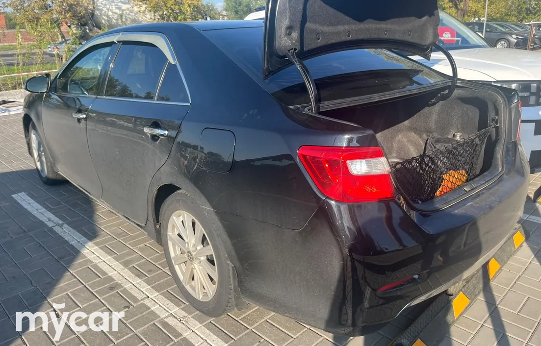 Toyota Camry 2011