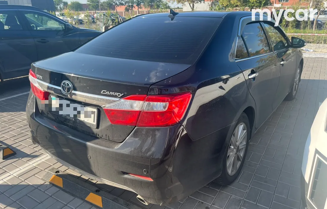 Toyota Camry 2011