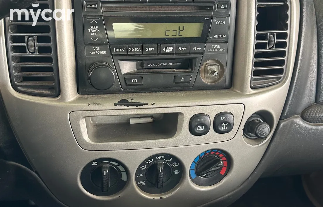 Mazda Tribute 2003