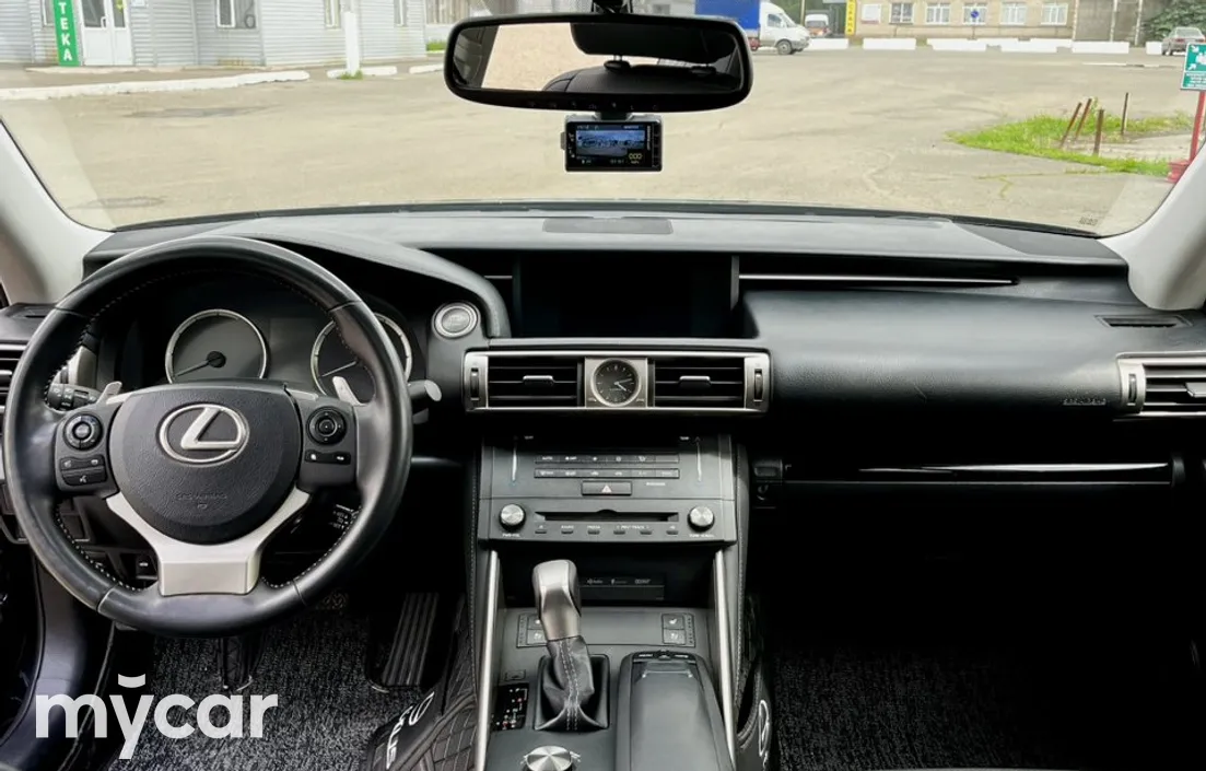 Lexus IS 2014