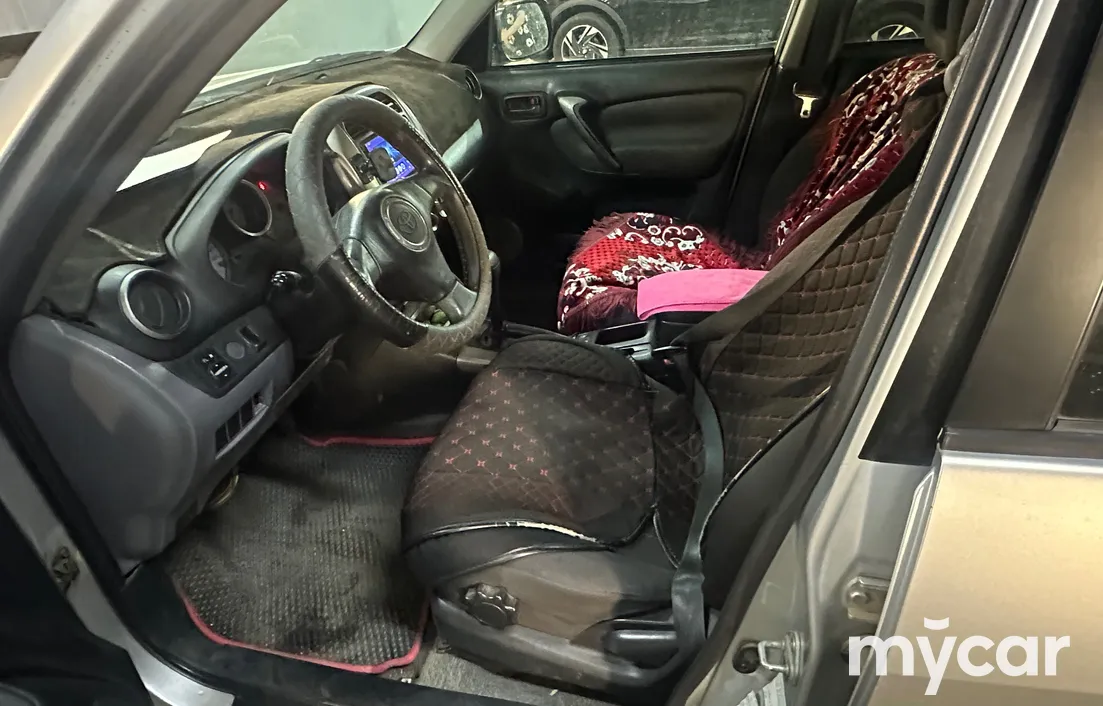 Toyota RAV4 2004