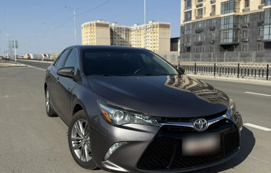 Toyota Camry 2016