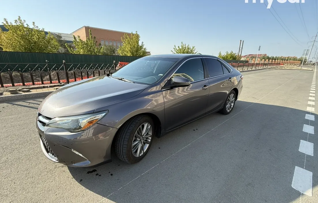 Toyota Camry 2016
