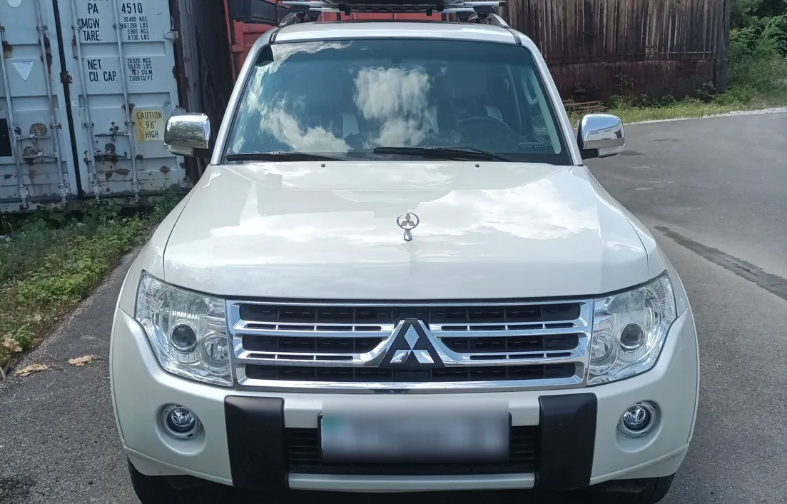 Mitsubishi Pajero 2013