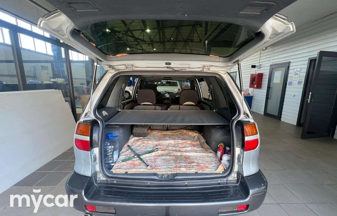 Mitsubishi Space Wagon 1992
