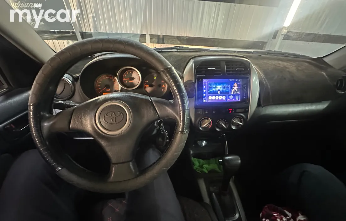 Toyota RAV4 2004