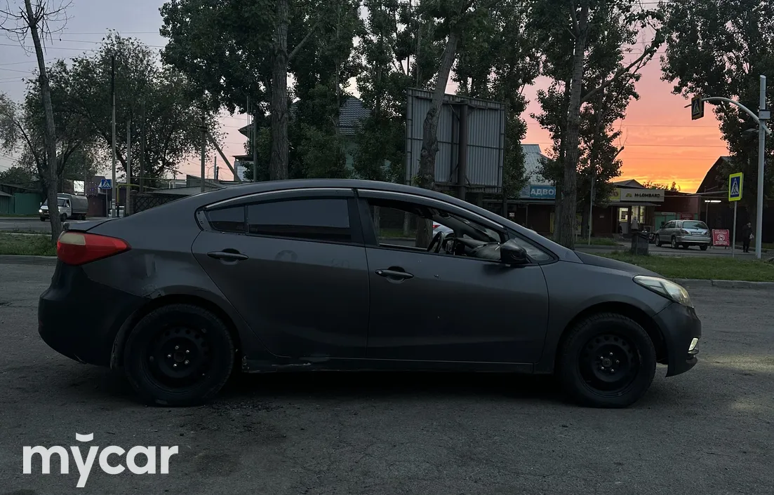 Kia Cerato 2013