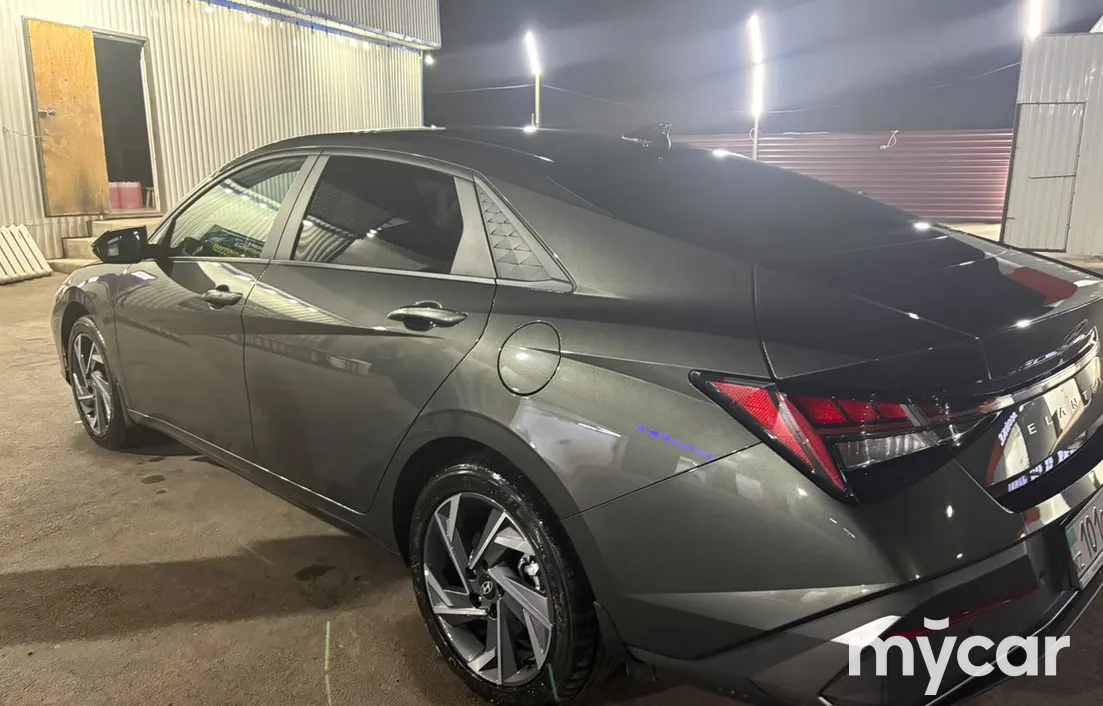 Hyundai Elantra 2026