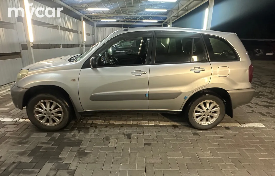 Toyota RAV4 2004
