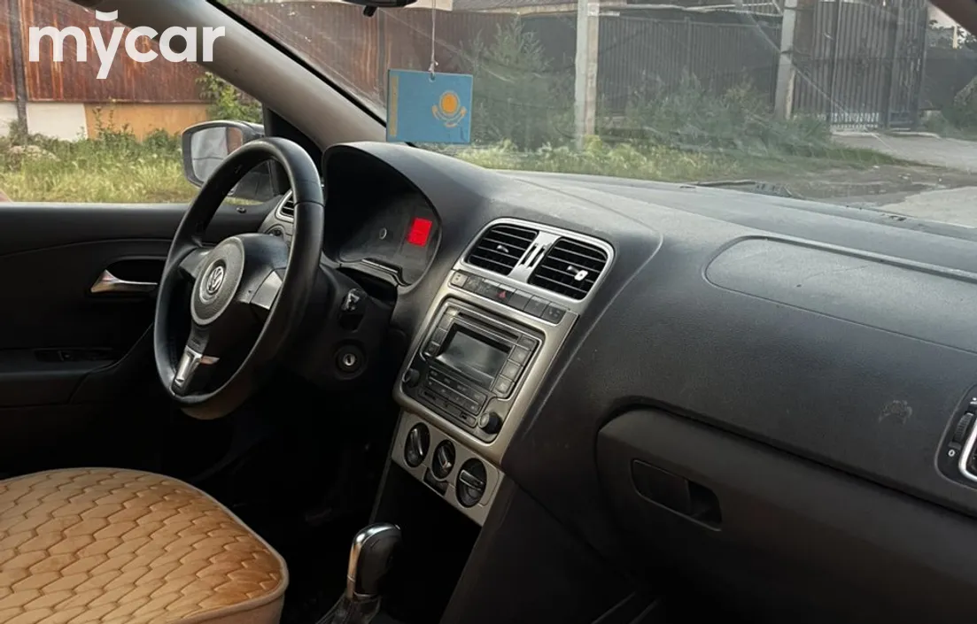 Volkswagen Polo 2013