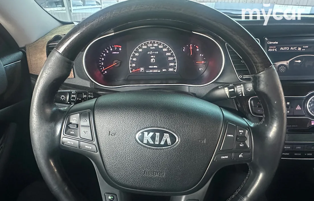 Kia K7 2012
