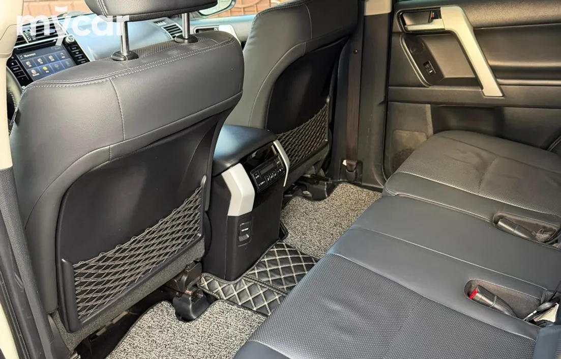 Toyota Land Cruiser Prado 2020