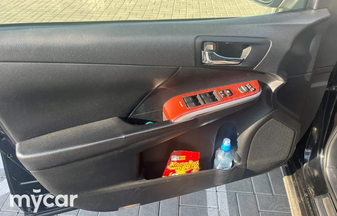 Toyota Camry 2011