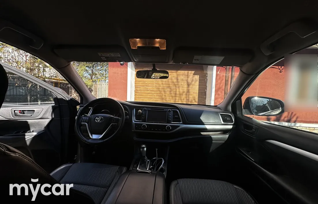 Toyota Highlander 2016