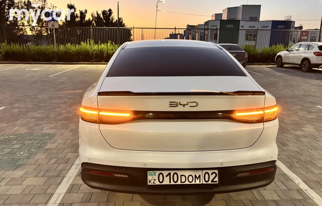 BYD Seal 05 2025