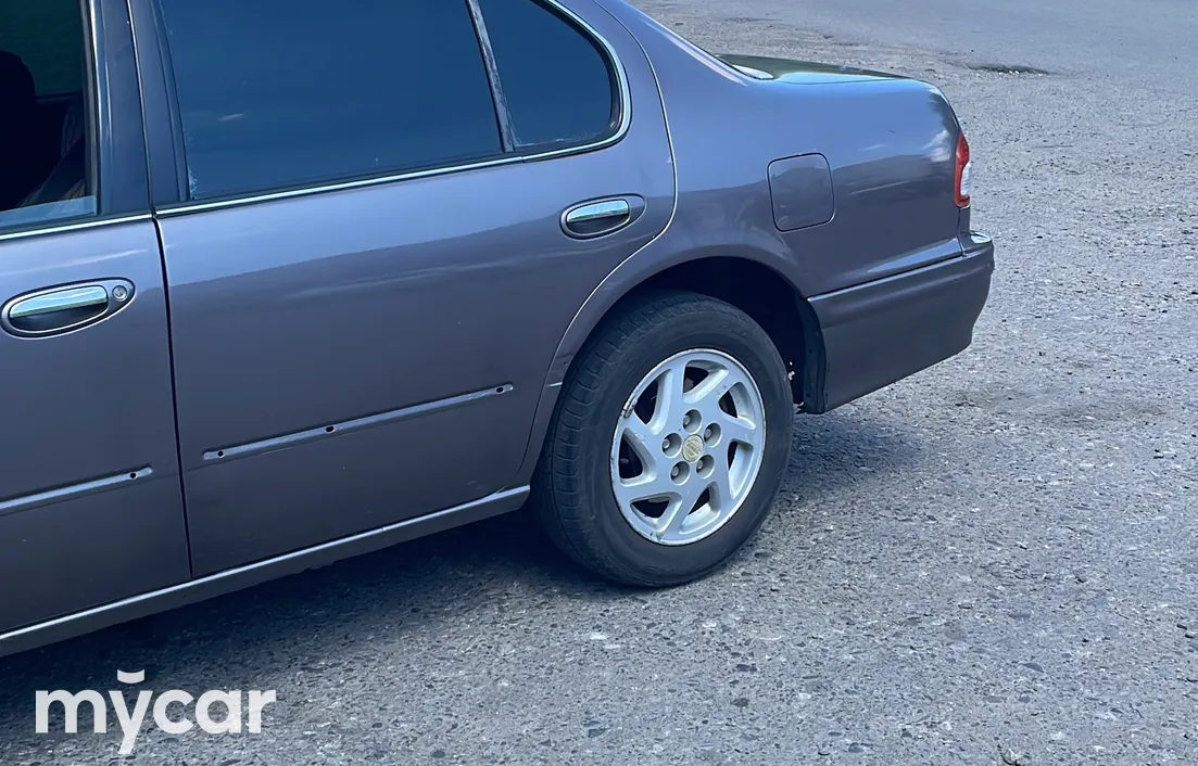 Nissan Maxima 1996