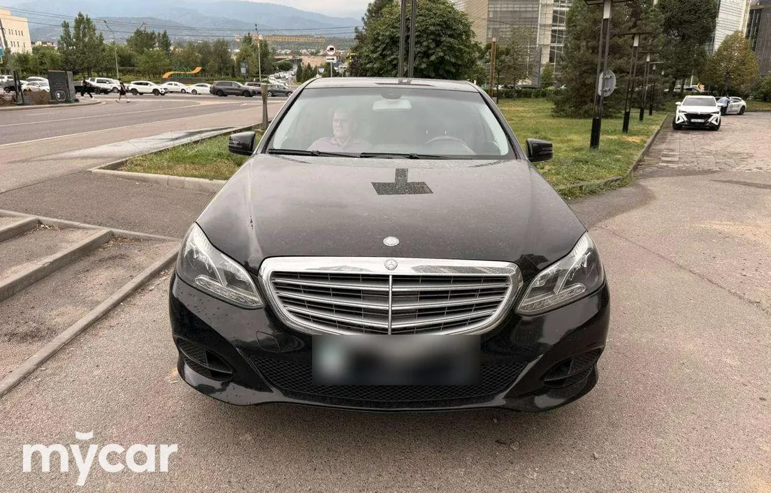 Mercedes-Benz E-Класс 2014