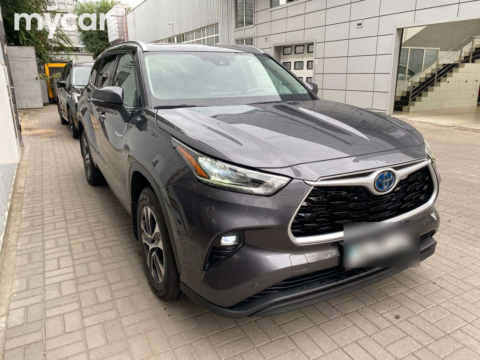 Toyota Highlander 2021