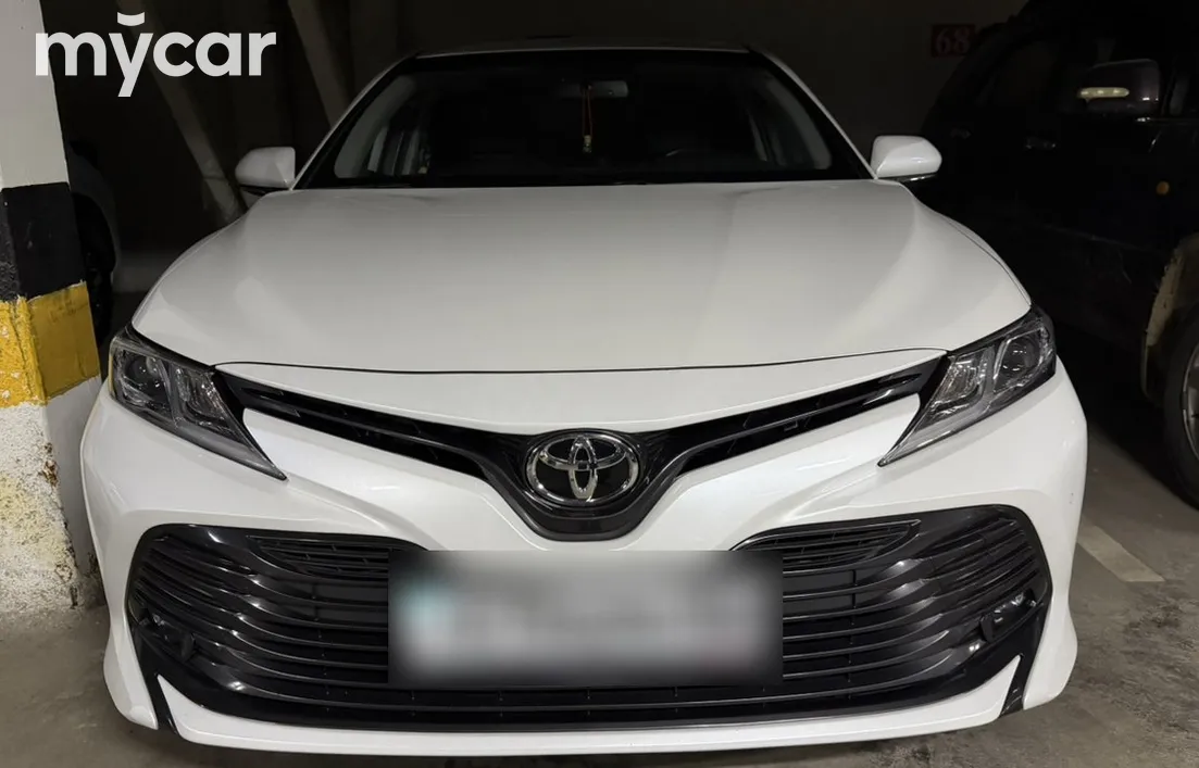 Toyota Camry 2019