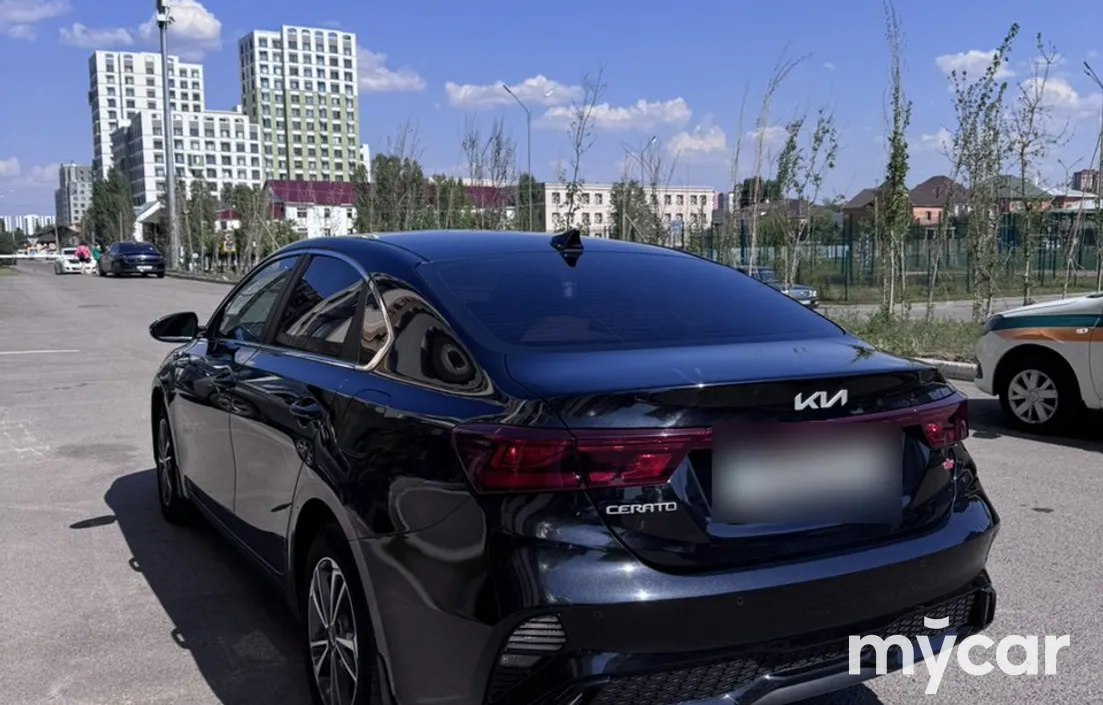 Kia Cerato 2024