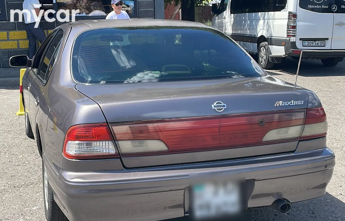 Nissan Maxima 1996
