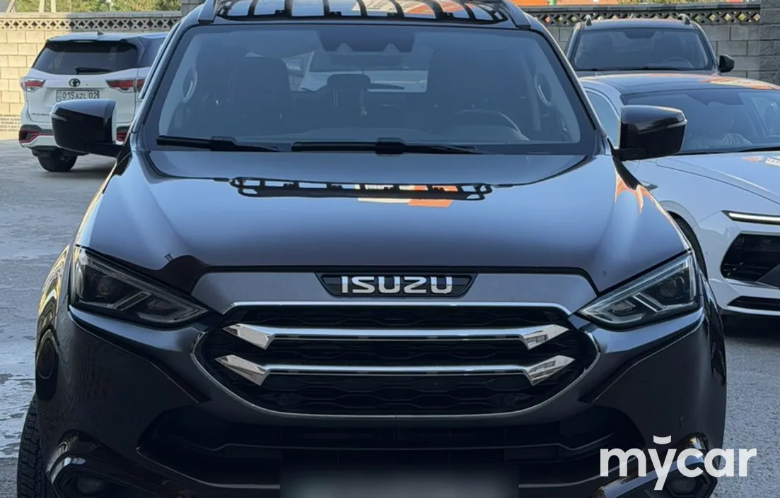 Isuzu MU-X 2022
