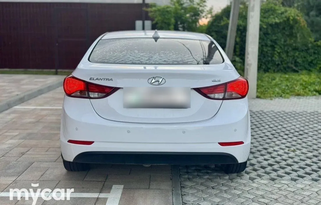 Hyundai Elantra 2014
