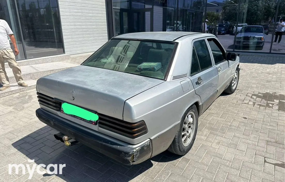 Mercedes-Benz 190 (W201) 1989