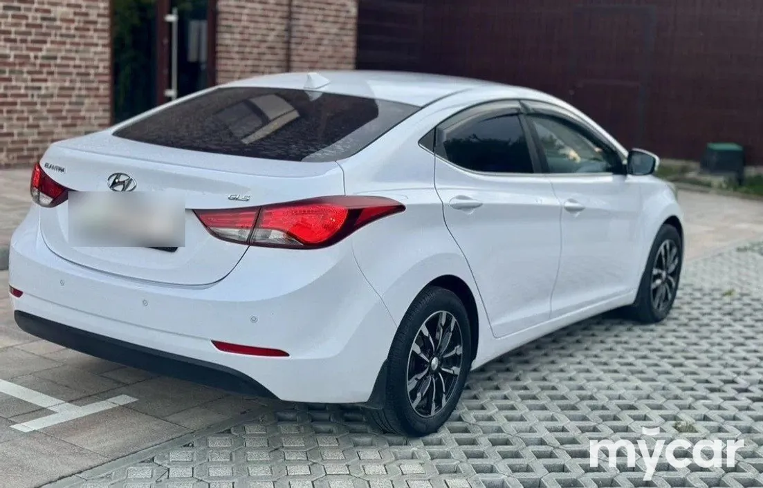 Hyundai Elantra 2014