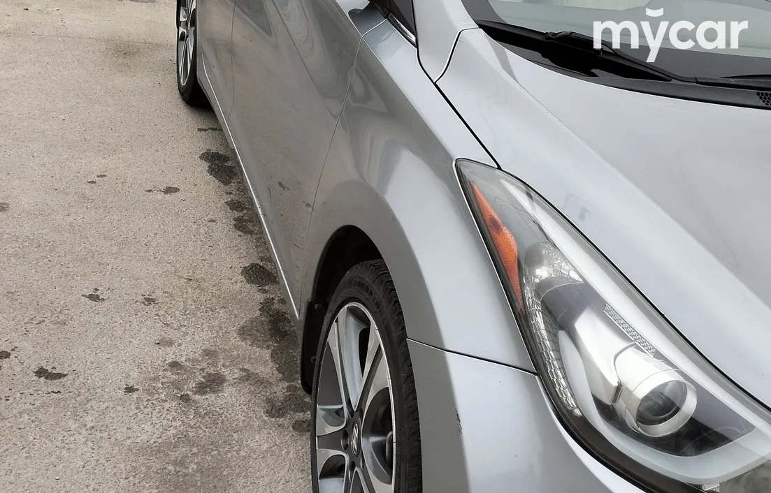 Hyundai Elantra 2014