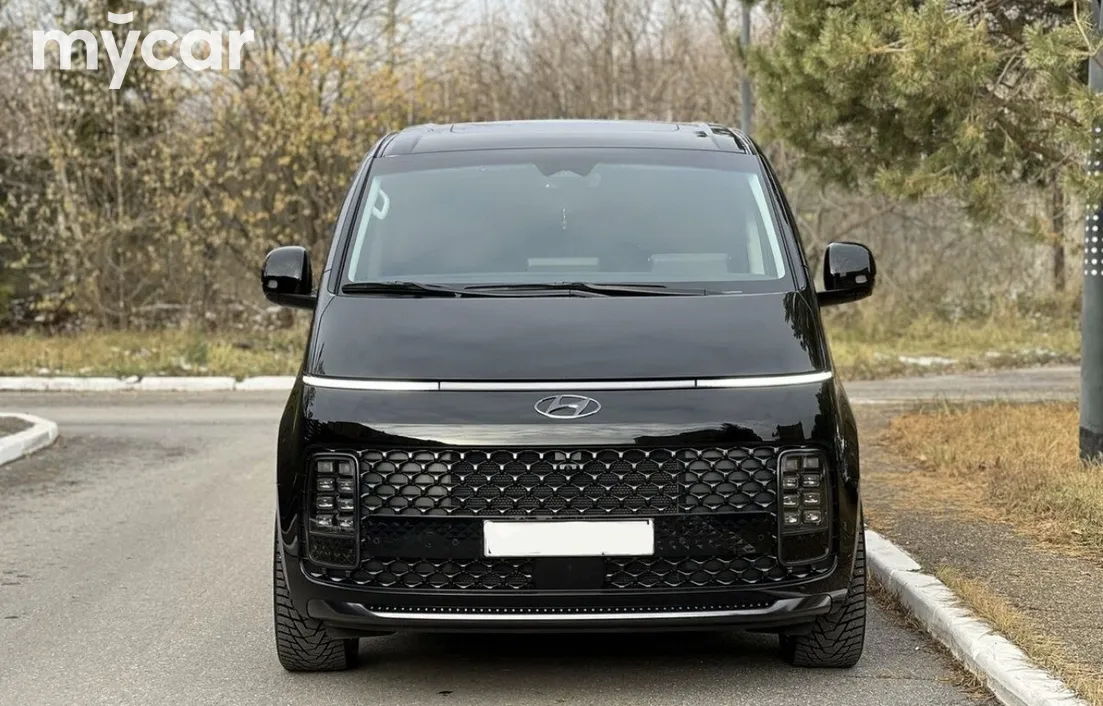 Hyundai Staria 2022