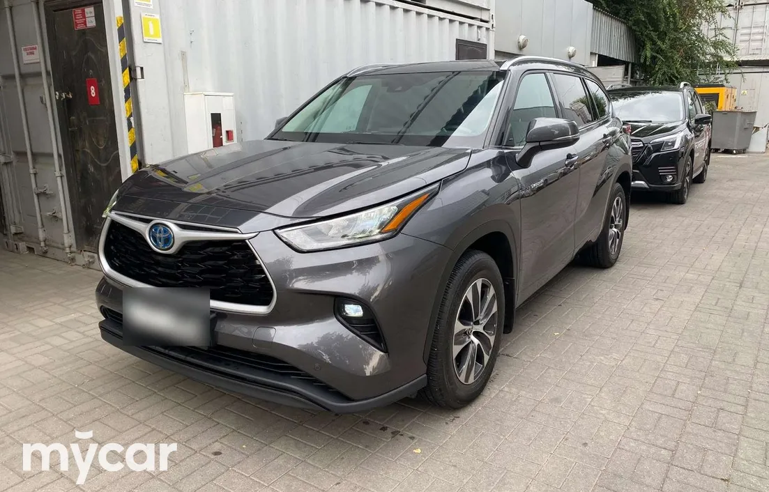 Toyota Highlander 2021