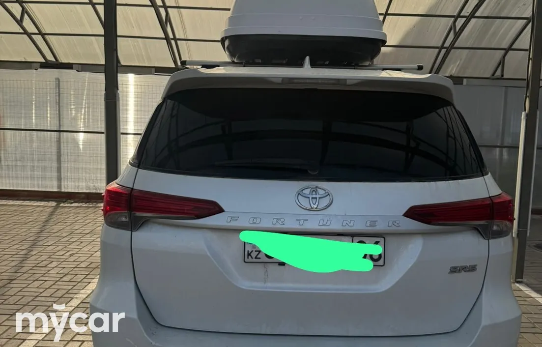 Toyota Fortuner 2023