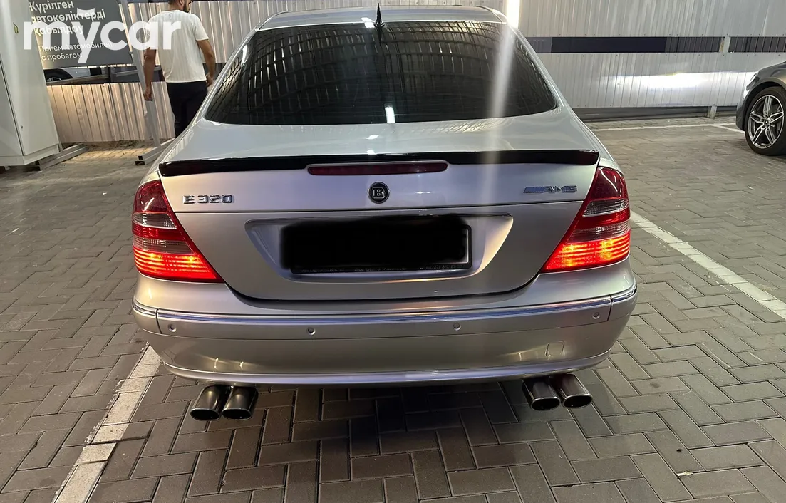 Mercedes-Benz E-Класс 2002