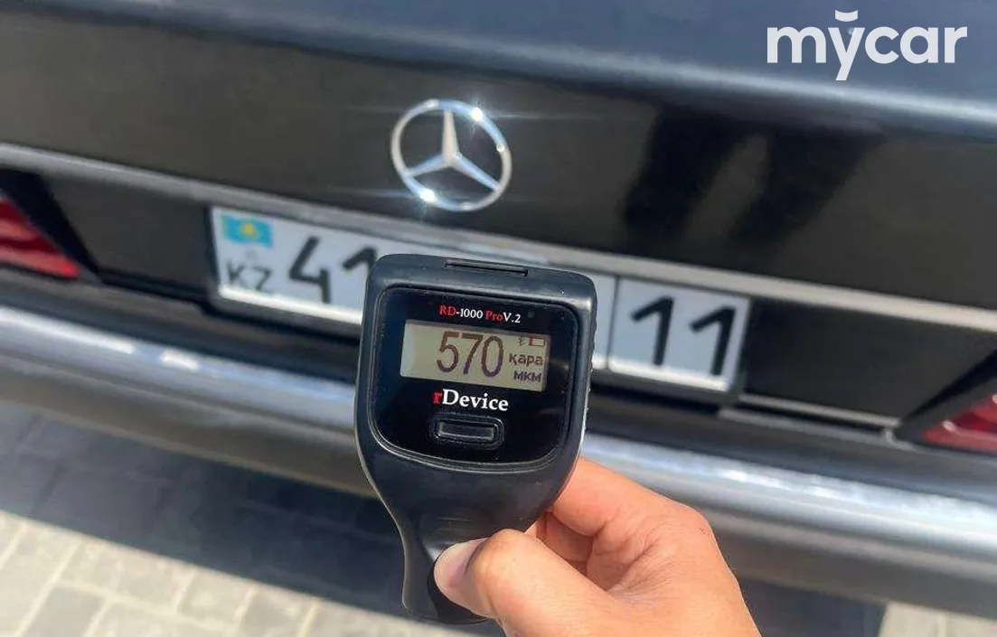 Mercedes-Benz W124 1990