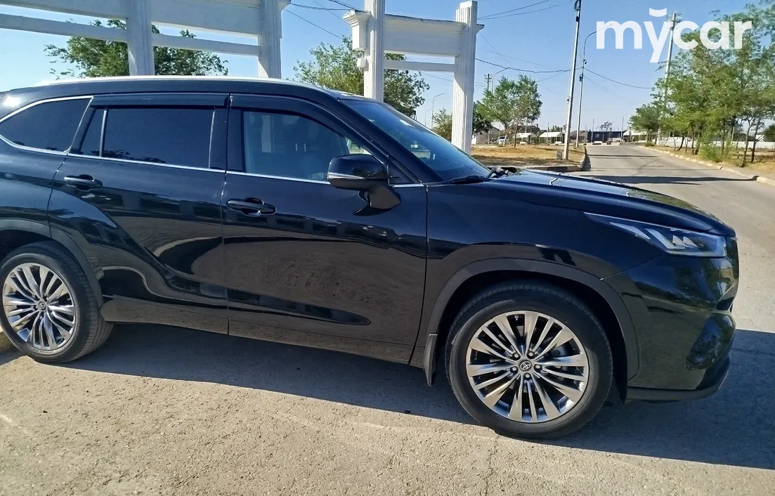 Toyota Highlander 2023