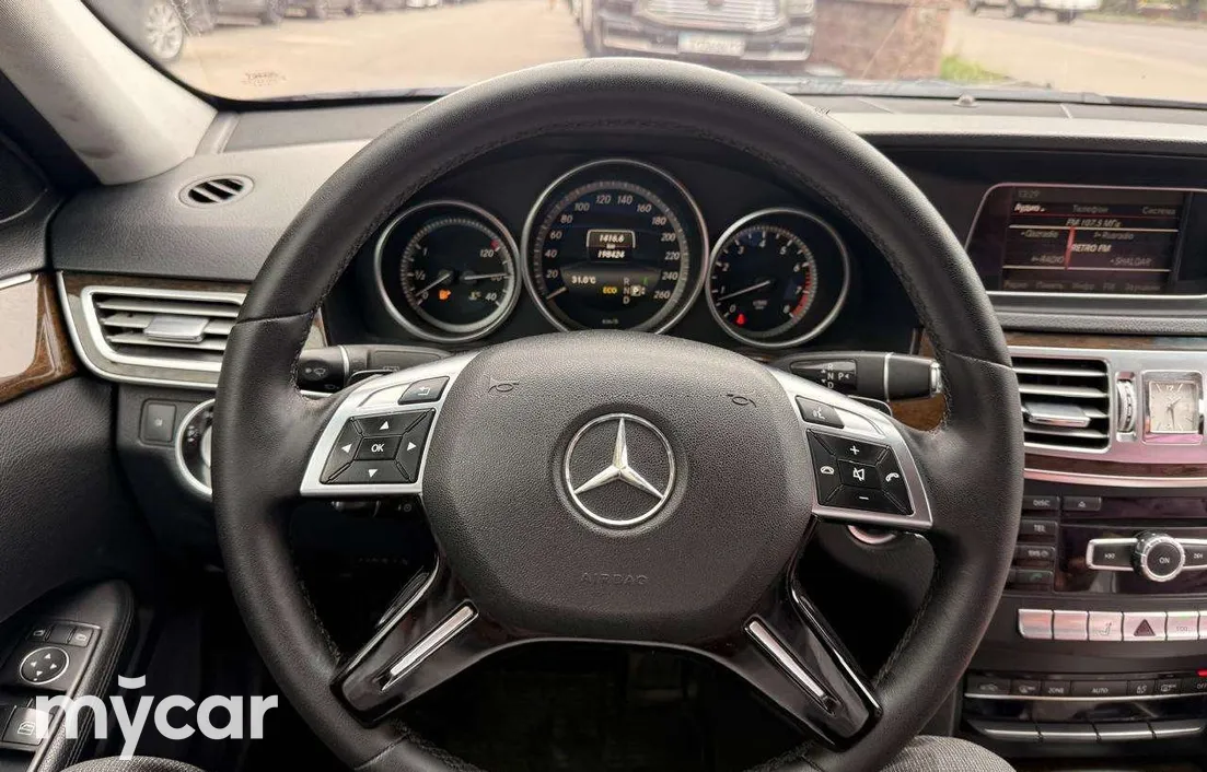 Mercedes-Benz E-Класс 2014