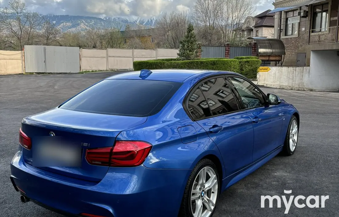BMW 3 серия 2017
