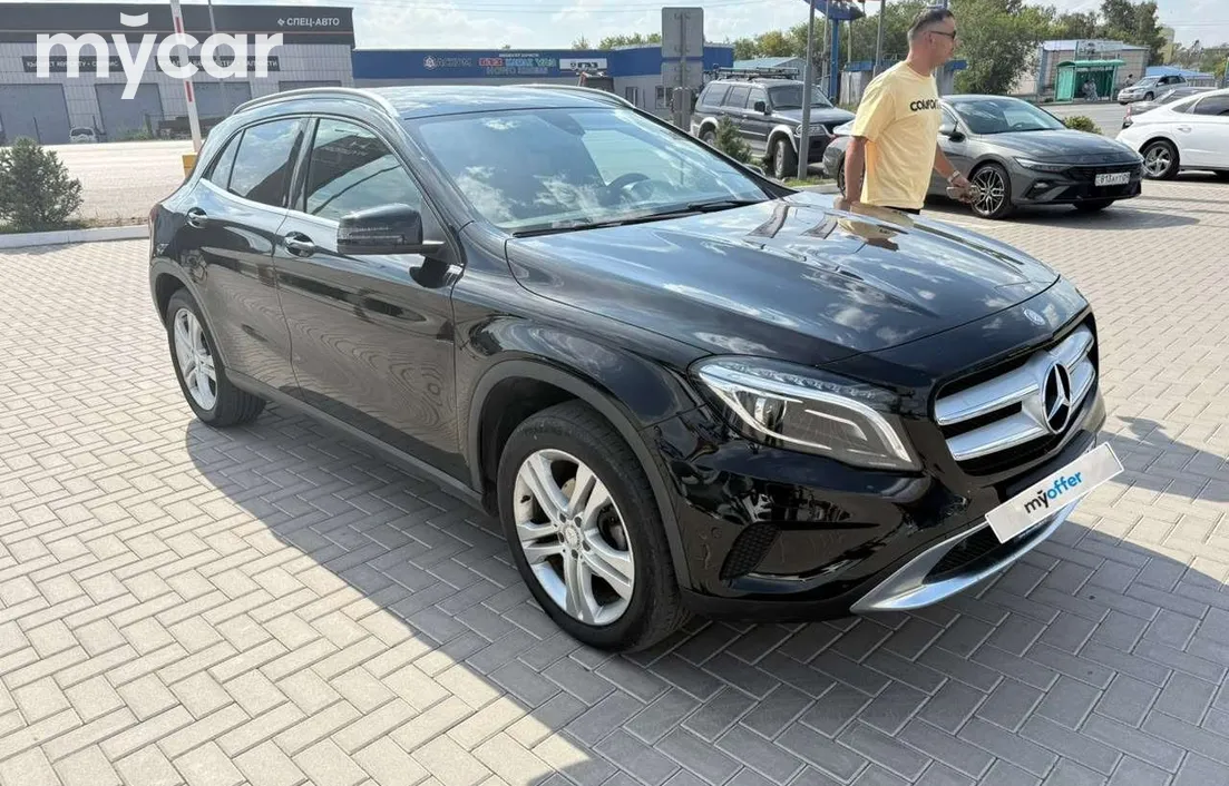 Mercedes-Benz GLA-Класс 2016