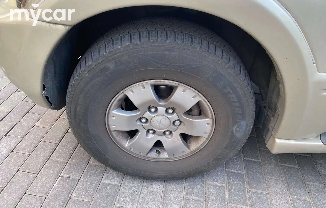 Mitsubishi Pajero 2006