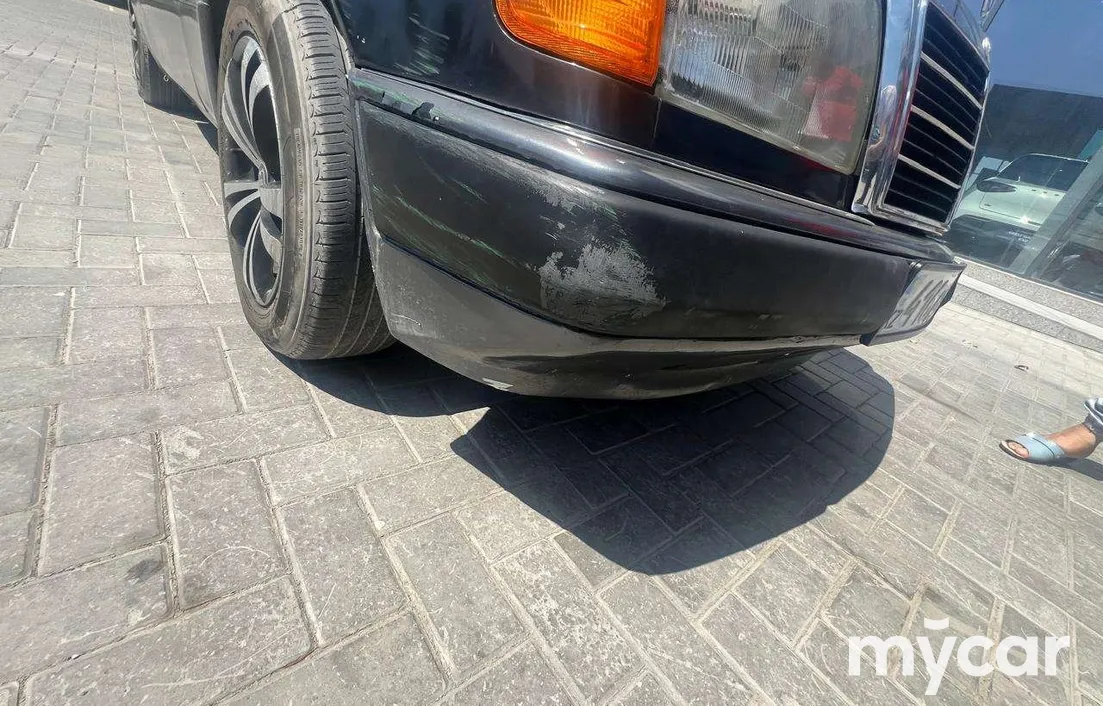 Mercedes-Benz W124 1990